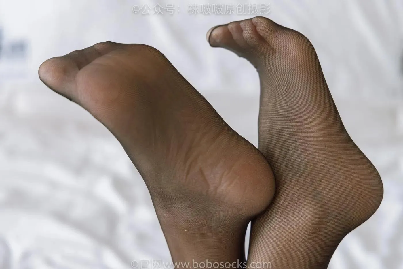 [BoBoSocks袜啵啵]NO.179 小甜豆-OL制服、高跟鞋、黑丝、撕丝袜剧情 [140P]插图3